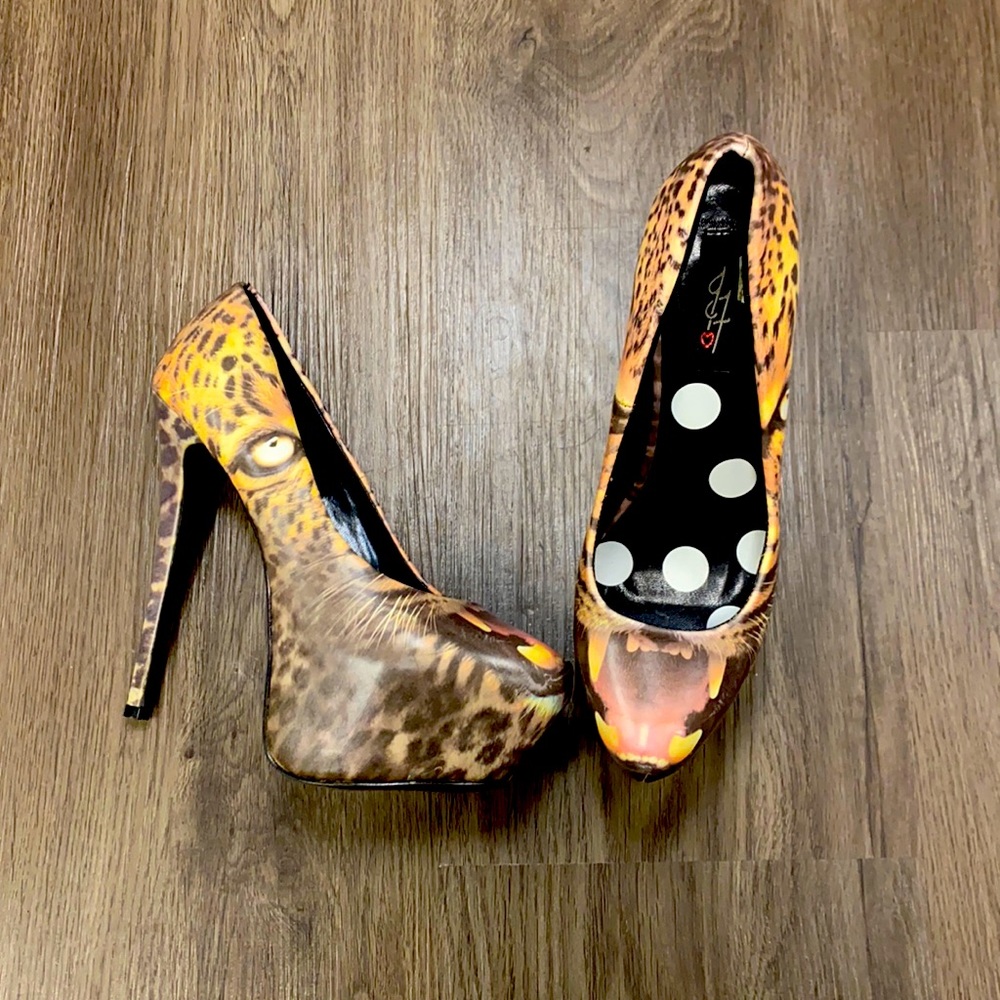 Brand new Iron Fist leopard 6” platforms